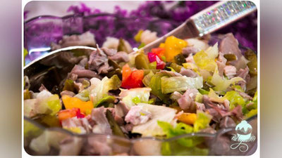 Изрображение 'РЕЦЕПТ ДНЯ: САЛАТ С КУРИЦЕЙ И ГРИБАМИ'