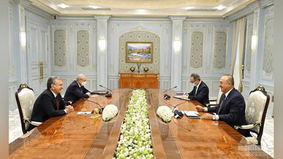 'O`zbekiston Prezidenti Turkiya delegasiyasini qabul qildi'ning rasmi