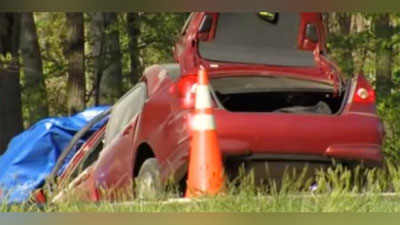 Изрображение 'Она погибла за рулем, обновляя статус в Facebook'