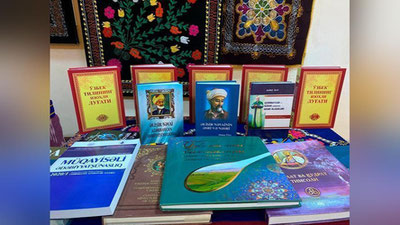 'Ozarbayjonda Alisher Navoiy haqida kitob chop etildi'ning rasmi