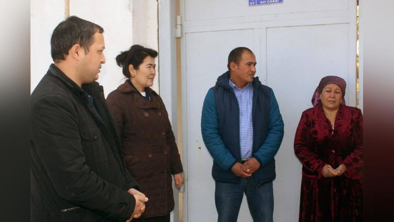 'PREZIDENT, XALQ UNI KEChIRDI! YoShLAR ITTIFOQI ESA JAMIYaTNING FAOL A`ZOSIGA AYLANTIRMOQChI'ning rasmi