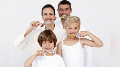 'TIShLARNI TO`G`RI TOZALAYMIZ!'ning rasmi