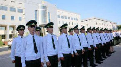 '​Bojxona institutiga qabul davom etmoqda'ning rasmi