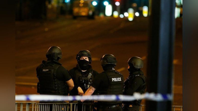 'Манчестерлик ҳудкуш бомбани ҳужумдан бир йил аввал тайёрлашни бошлаган'ning rasmi