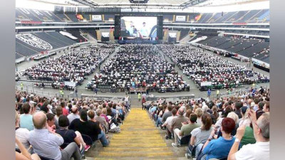 'ENG ULKAN ORKESTR'ning rasmi