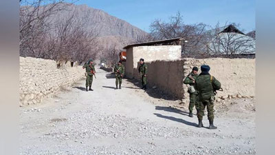 'Tojikiston va Qirg`iziston chegarasida mojaro: qirg`iz chegarachilari o`q uzdi'ning rasmi