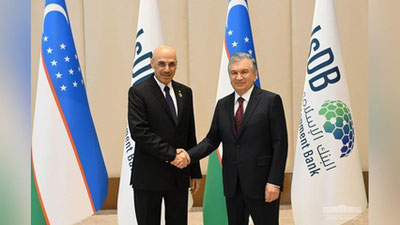 'O`zbekiston Respublikasi Prezidenti Islom taraqqiyot banki prezidentini qabul qildi'ning rasmi