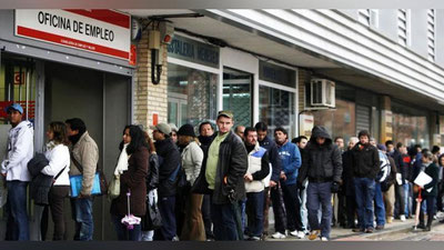 'Bepul ovqat uchun navbat. Ispaniyada ishsizlik 15 foizga oshdi'ning rasmi