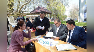 '​Farg`ona viloyati hokimi Vodilda sayyor qabul o`tkazdi'ning rasmi