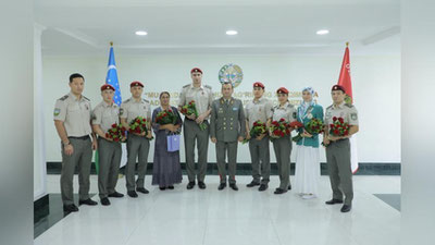 'Olimpiadada ishtirok etgan etti nafar harbiy xizmatchiga Alvon beret kiyish huquqi berildi'ning rasmi