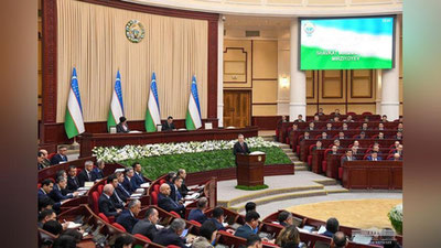 'Zarur shart-sharoitlarda yashayotgan aholi ko`rsatkichini 65 foizga etkazish lozim — Prezident'ning rasmi