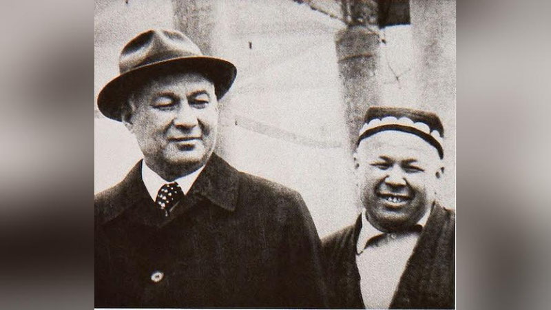 'TOShKENTDA ShAROF RAShIDOV HAYoTIGA BAG`IShLANGAN KO`RGAZMA TAShKIL ETILDI'ning rasmi