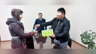 Изрображение 'В Сырдарьинской области отец вместо алиментов подарил дом своим 4-м детям'