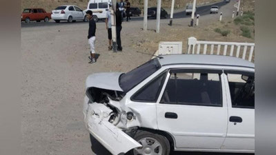 'Dehqonobodda uchta avtomobil ishtirokida YTH sodir bo`ldi (video)'ning rasmi