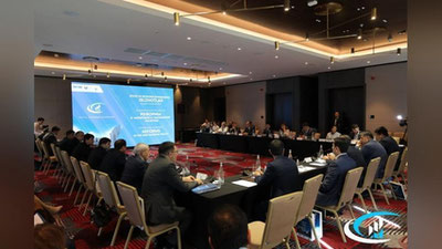 'Xalqaro ekspertlar bilan QQS masalalari bo`yicha tajriba almashilmoqda'ning rasmi