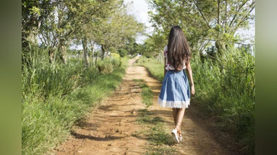 'Shahrisabz shahrida 15 yoshli qiz uyidan chiqib ketib, bedarak yo`qolgan'ning rasmi