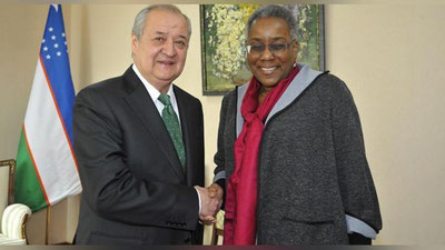 '​ABDULAZIZ KOMILOV AQSh ELChISI PAMELA SPRATLEN BILAN UChRAShDI'ning rasmi