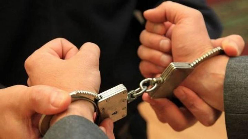 Изрображение 'В Андижане подозреваемый в мошенничестве обещал помочь поступить в вуз за $10 тыс'