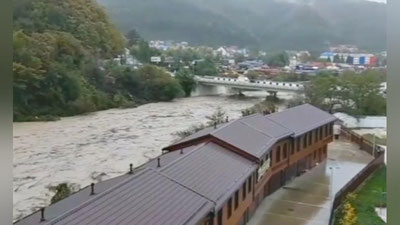 'Boliviyada suv toshqinlari davom etmoqda 'ning rasmi