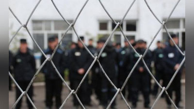 '​PREZIDENT MAHKUMLARNI AFV ETISh BO`YIChA HUJJATLARNI TAYYoRLAShGA FARMOYISh BERDI'ning rasmi