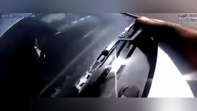 Изрображение 'Сотрудник УБДД в Кумкургане вынужденно проехался более 3 км на капоте "Ласетти" (видео)'