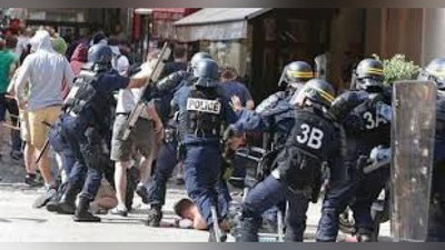 'Ikki nafar Youtube-blogerining janjali ommaviy tus oldi'ning rasmi