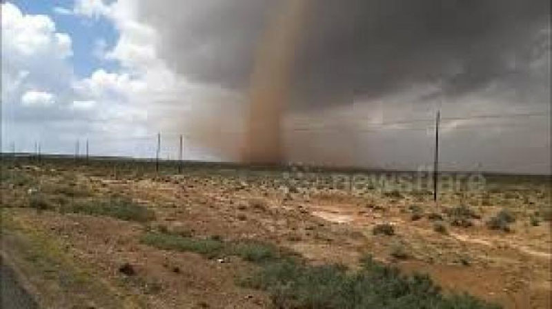 'Xitoyning Mo`g`uliston avtonom tumanida tornado sodir bo`ldi'ning rasmi