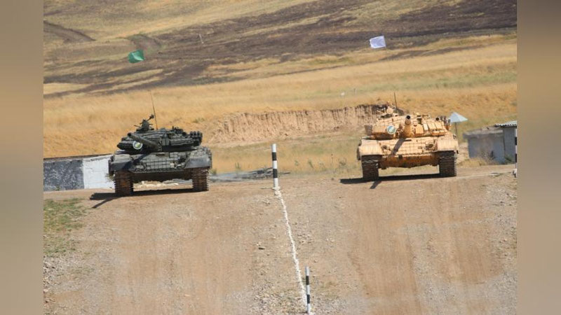 Изрображение 'ФОТО, ВИДЕО: ТАНКОВЫЙ БИАТЛОН НА ЧИРЧИКСКОМ ПОЛИГОНЕ'