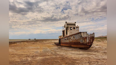 ' YoShLAR UCh KEChAYu UCh KUNDUZ OROLBO`YIDA YaShAYDI'ning rasmi