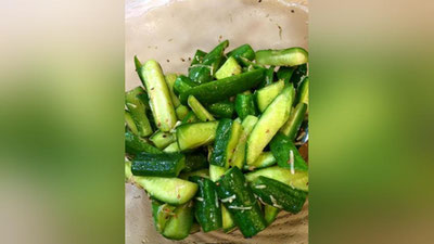 Изрображение 'РЕЦЕПТ ДНЯ: ОГУРЦЫ ПО-КОРЕЙСКИ'