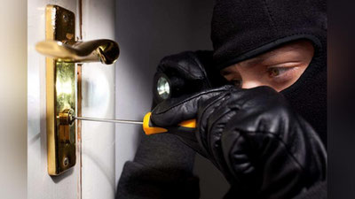 Изрображение 'СМИ: В ТАШКЕНТЕ ОБОКРАЛИ ХОКИМА ЧИЛАНЗАРСКОГО РАЙОНА'