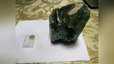 Изрображение 'В Ташкенте изъяли изумруд, древнюю монету и три бриллианта на 16,8 млрд сумов'