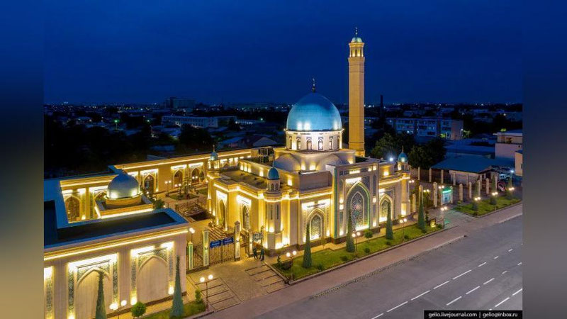 'O`zbekistonliklar Ramazon hayiti munosabati bilan 4 kun dam oladi'ning rasmi