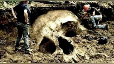 '​Хитойда бундан беш минг йил илгари яшаган улкан одамларнинг суяклари топилди (Видео)'ning rasmi