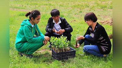 'Andijondagi 15 mingdan ortiq fermerlar 11,1 mingdan ziyod oila bilan hamkorlik qilmoqda'ning rasmi
