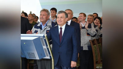 '​ПРЕЗИДЕНТ ОЛМАЛИҚ ШАҲРИДА ҚУРИЛАЁТГАН УЙ-ЖОЙЛАР БИЛАН ТАНИШДИ'ning rasmi