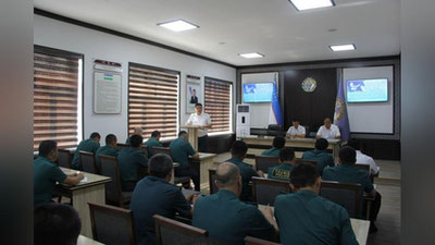 'Xalq manfaatlariga xizmat qilish – oliy burch'ning rasmi