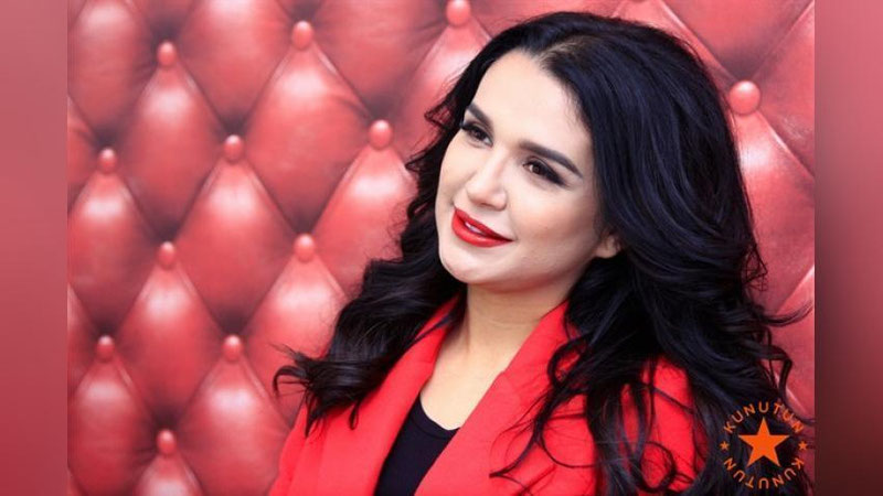 'TEZ KUNDA XONANDA NILUFAR USMONOVADAN YaNGI KLIP TAQDIM ETILADI'ning rasmi