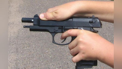 'Toshkentda 6-sinf o`quvchisi  1-sinf o`quvchisini otib qo`ydi'ning rasmi