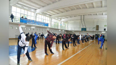 Изрображение 'РУКОВОДСТВО МИНЗДРАВА ПОУЧАСТВОВАЛО В МАССОВОЙ ФИЗЗАРЯДКЕ (ФОТО)'