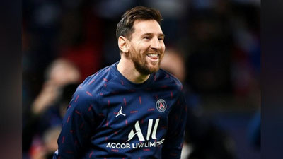 'Месси майдонда пиёда юрибди. Уят эмасми — Ван дер Варт'ning rasmi