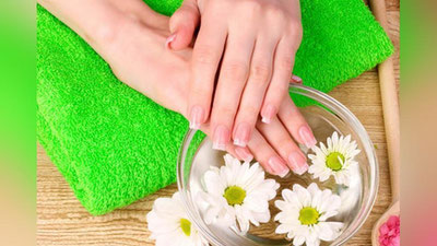 'SOVUQ MAVSUMDA QO`LLAR PARVARIShI'ning rasmi