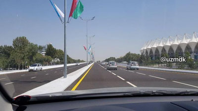 Изрображение 'НА НОВОМ МОСТУ У СТАДИОНА "БУНЕДКОР" ПРОЕХАЛИ ПЕРВЫЕ АВТОМОБИЛИ (ФОТО, ВИДЕО)'