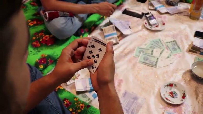 'Qimorbozlar qo`lga olindi. Ularning 7 nafari Xorazmdan, qolgani Qoraqalpog`istondan (video)'ning rasmi
