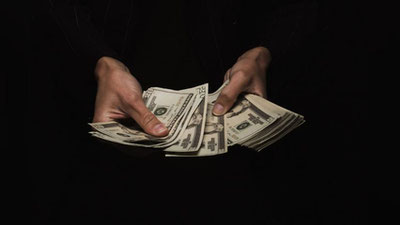 'Tadbirkordan 1 000 AQSh dollari undirmoqchi bo`lgan qurilish  korxonasi mas`uli ushlandi'ning rasmi