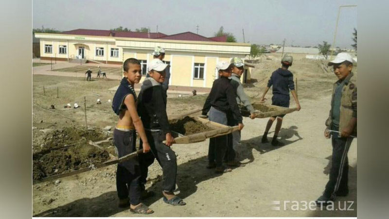 'Xalq ta`limi vazirligi Samarqanddagi maktabga maxsus ishchi guruh yubordi'ning rasmi
