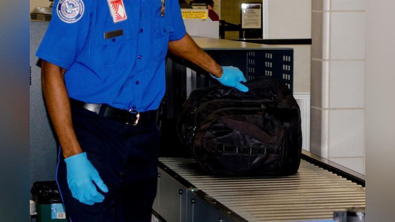 Изрображение 'В США И БРИТАНИИ ЗАПРЕТИЛИ БРАТЬ НА БОРТ ГАДЖЕТЫ ИЗ-ЗА УГРОЗЫ ТЕРАКТОВ'