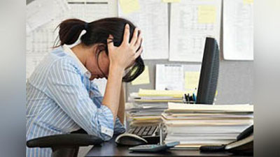 '"Ayollar mehnat haqini qimmatroq qilib belgilash taklifimizga qarshiliklar bo`layapdi..." – deputat'ning rasmi