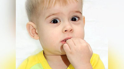 Изрображение ' ЕСЛИ МАЛЫШ ГРЫЗЕТ НОГТИ'