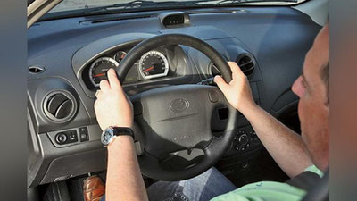 Изрображение 'СВОЕ АВТО - С ДРУГИМ ВОДИТЕЛЕМ?'